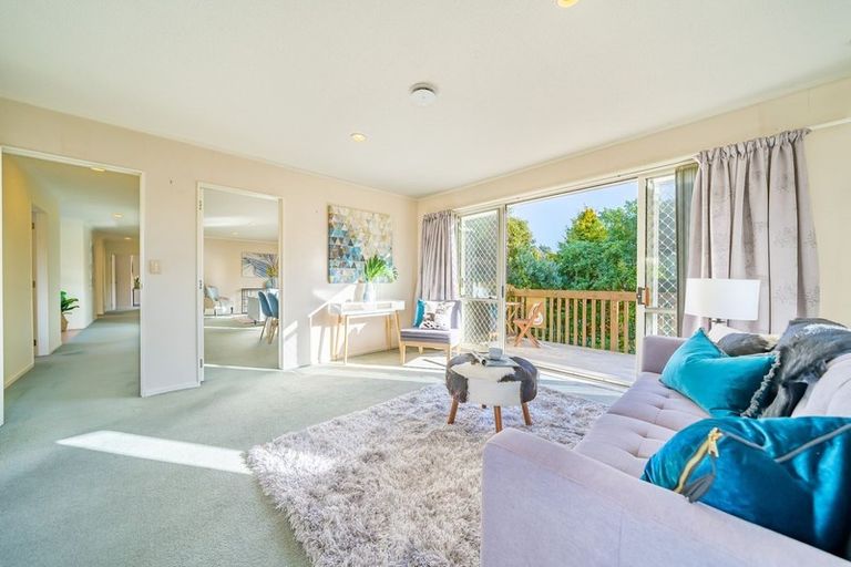 Photo of property in 7 Mariners Way, Whitby, Porirua, 5024
