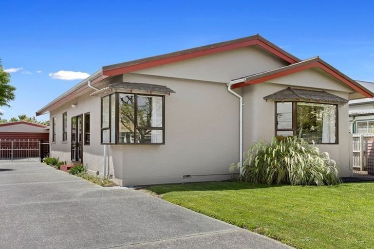 Photo of property in 250 Selwyn Street, Spreydon, Christchurch, 8024