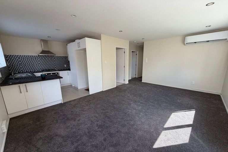 Photo of property in 16 Antalya Place, Manurewa, Auckland, 2102