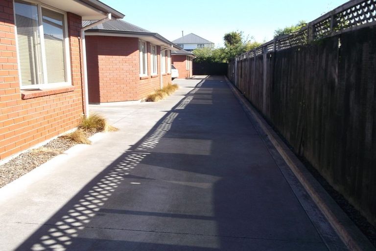 Photo of property in 92b Peverel Street, Riccarton, Christchurch, 8041