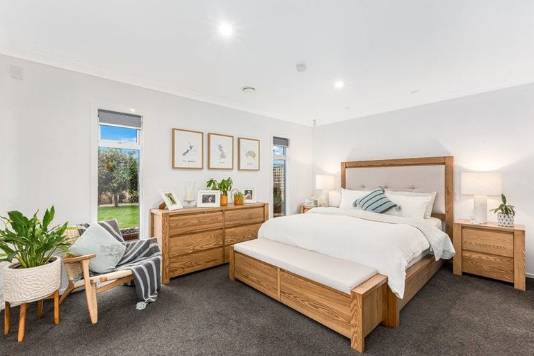 Photo of property in 80 Te Puia Drive, Aotea, Porirua, 5024