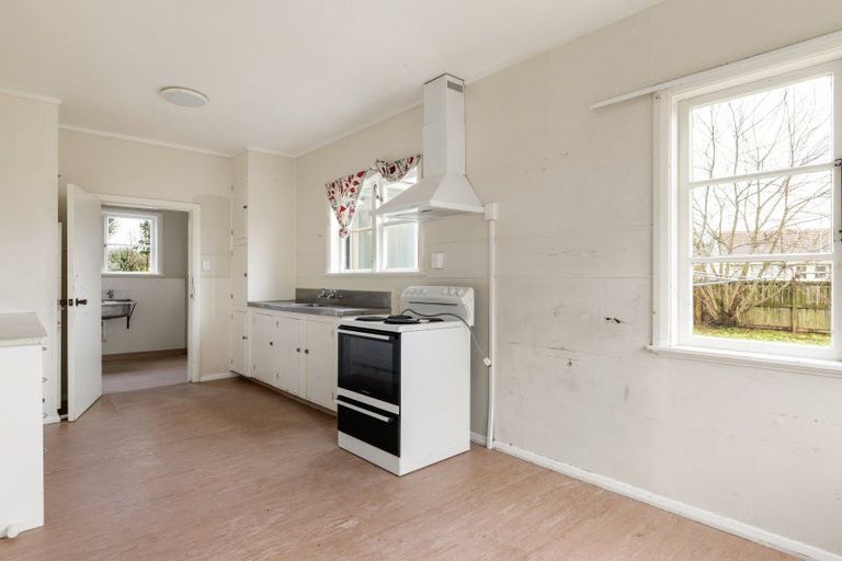 Photo of property in 11 Old Farm Road, Hamilton East, Hamilton, 3216