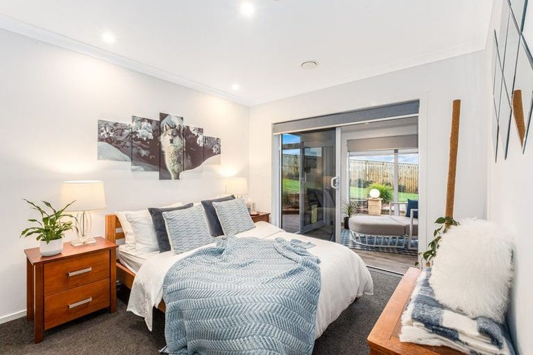 Photo of property in 80 Te Puia Drive, Aotea, Porirua, 5024