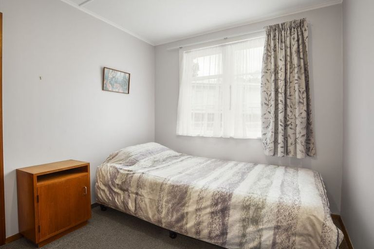 Photo of property in 73 Hampshire Street, Cannons Creek, Porirua, 5024