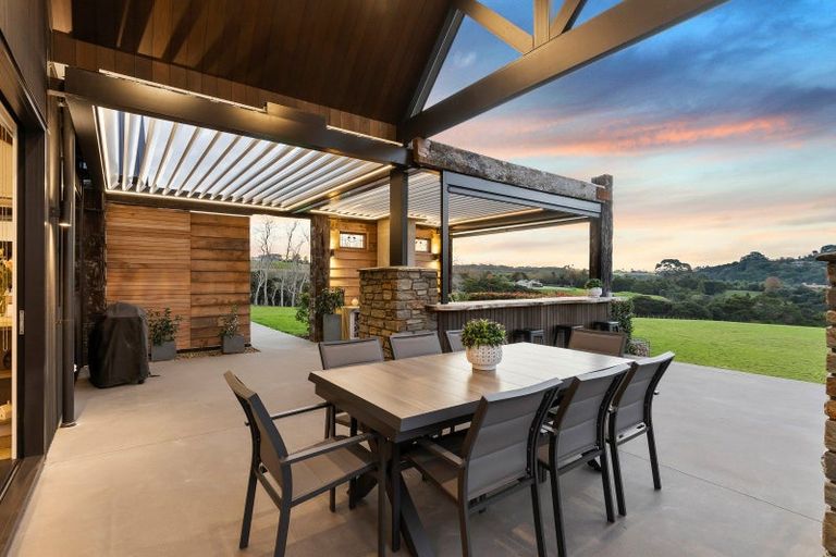 Photo of property in 202 Broomfields Road, Whitford, 2571