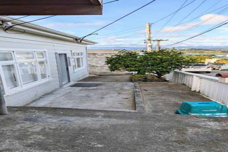 Photo of property in 28f1 Henry Street, Kilbirnie, Wellington, 6022