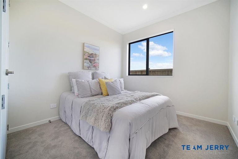 Photo of property in 21 Knockanara Drive, Flat Bush, Auckland, 2019