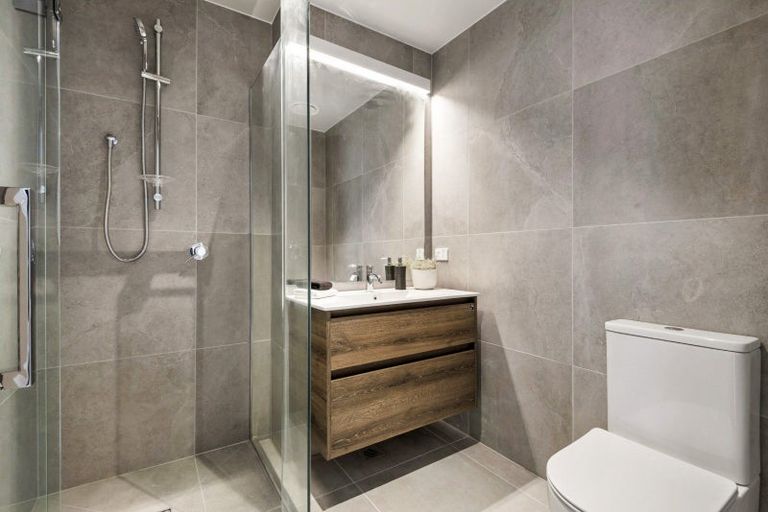 Photo of property in 11b Windlass Street, Long Bay, Auckland, 0630