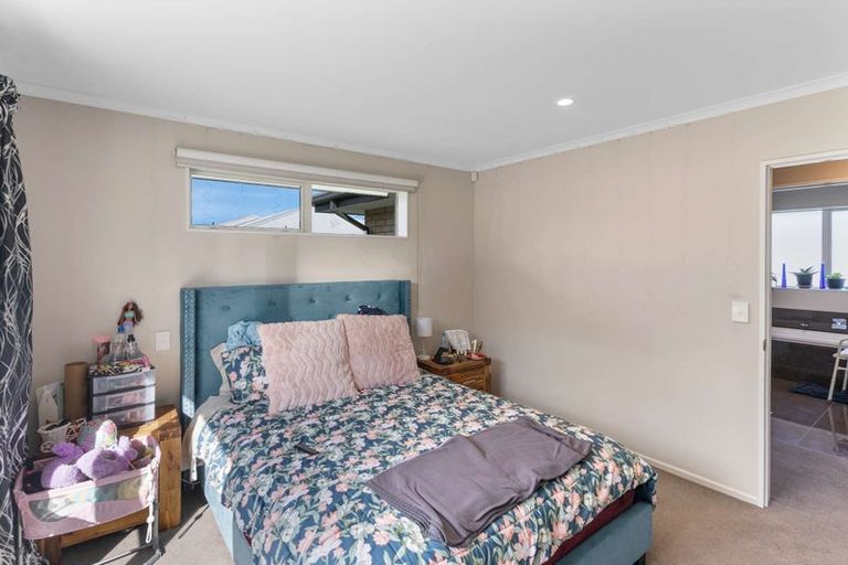 Photo of property in 12 Chandler Way, Rolleston, 7615