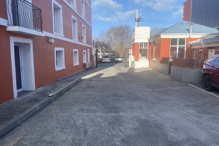 Photo of property in 5/2 Manor Place, Dunedin Central, Dunedin, 9016