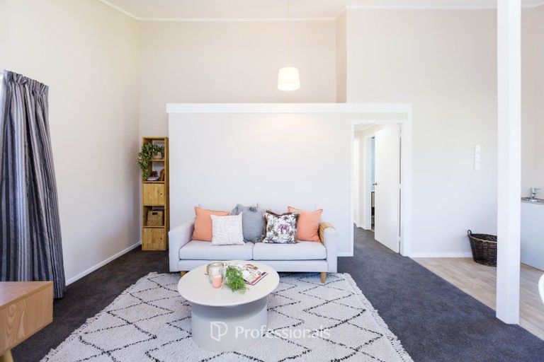 Photo of property in 22b Akron Grove, Totara Park, Upper Hutt, 5018