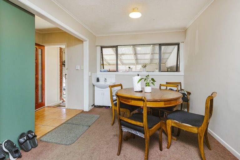 Photo of property in 1/62 Cambridge Terrace, Papatoetoe, Auckland, 2025