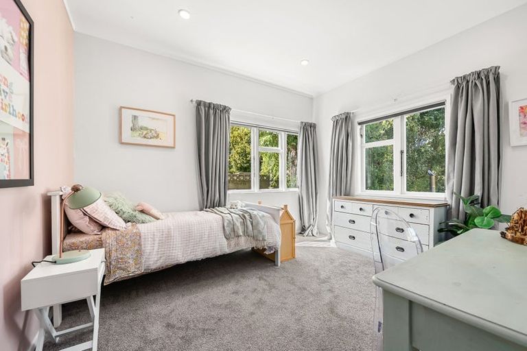 Photo of property in 232 Fergusson Drive, Heretaunga, Upper Hutt, 5018