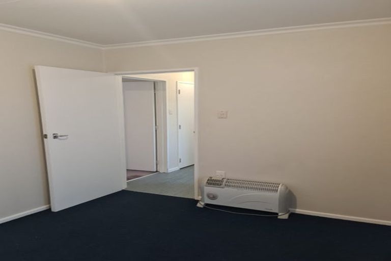 Photo of property in 20 Edgeware Road, Palmerston North, 4410