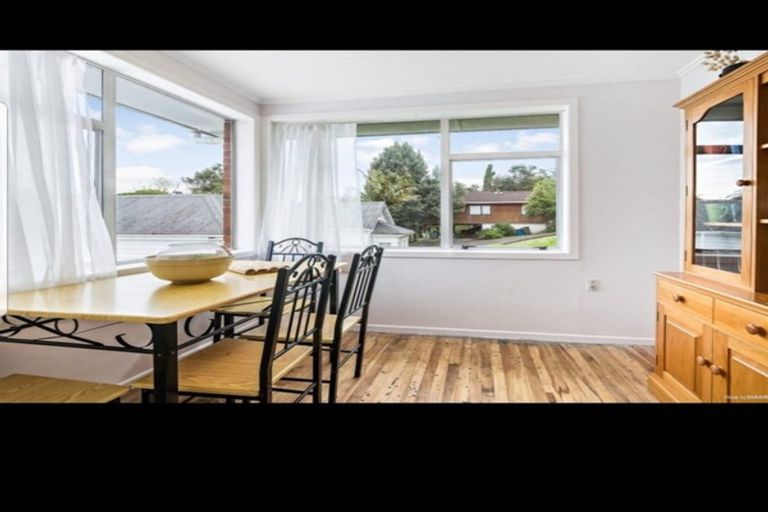 Photo of property in 196 Don Buck Road, Massey, Auckland, 0614