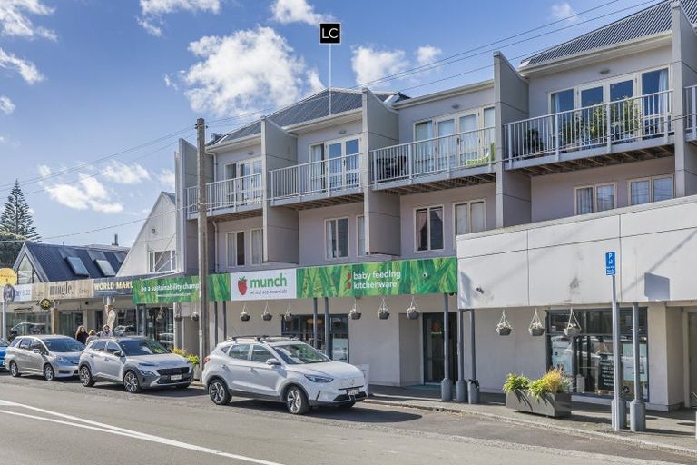 Photo of property in Luxford Villas, 314/72u Herald Street, Berhampore, Wellington, 6023