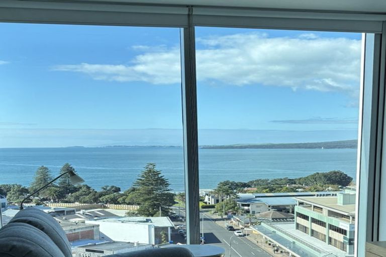 Photo of property in Sentinel Apartments, 1102/3 Northcroft Street, Takapuna, Auckland, 0622