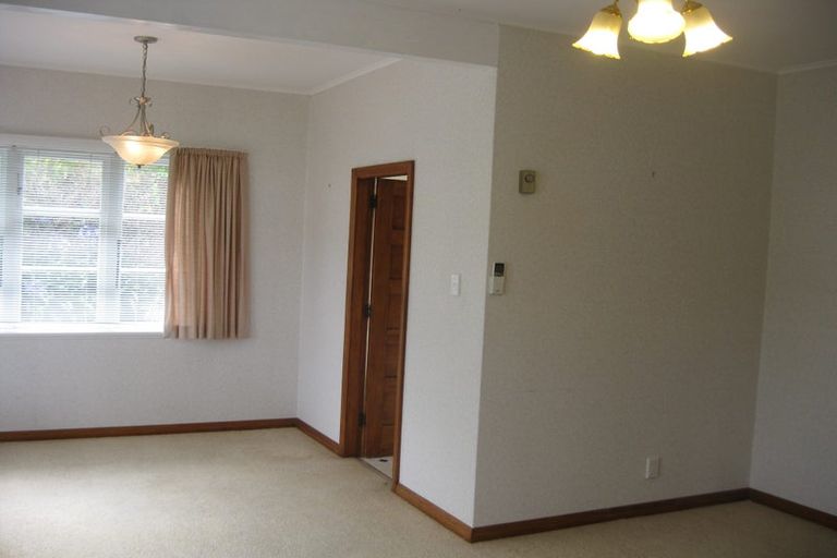 Photo of property in 84 Sunshine Avenue, Karori, Wellington, 6012