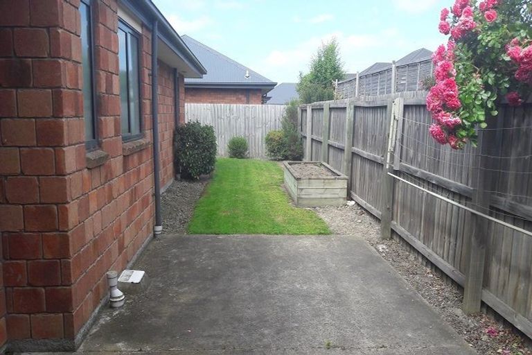 Photo of property in 6 Kotare Avenue, Rangiora, 7400