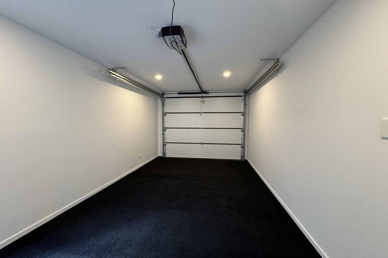 Photo of property in 12 Peara Place, Henderson, Auckland, 0610