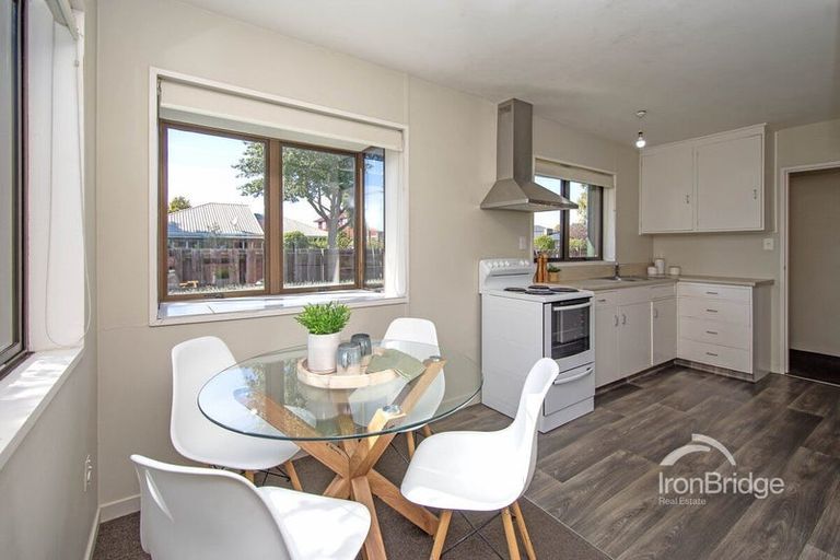 Photo of property in 21 Angela Street, Upper Riccarton, Christchurch, 8041