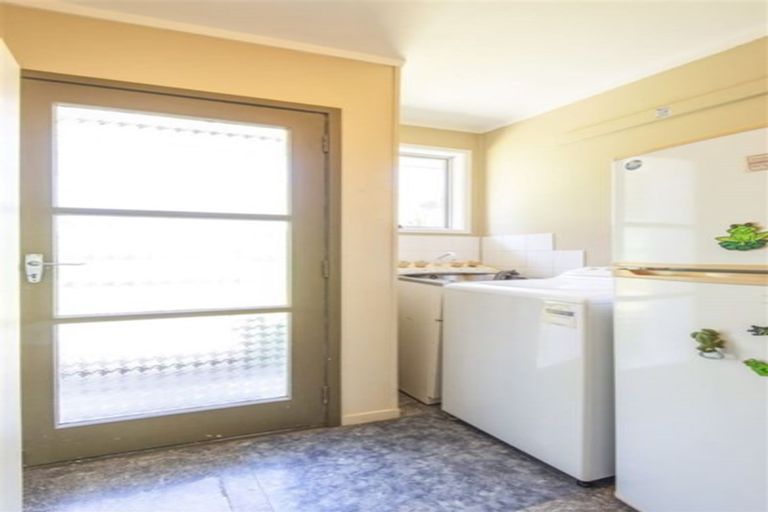 Photo of property in 1/15 Seabar Place, Glen Eden, Auckland, 0602