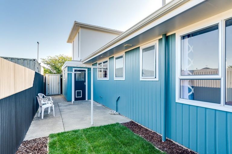 Photo of property in 11 Chester Street, Taradale, Napier, 4112