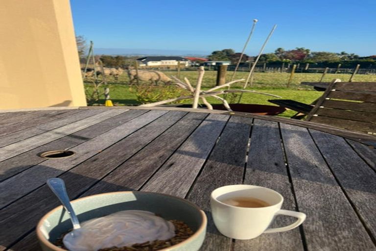 Photo of property in 380 Point View Drive, Shamrock Park, Auckland, 2016