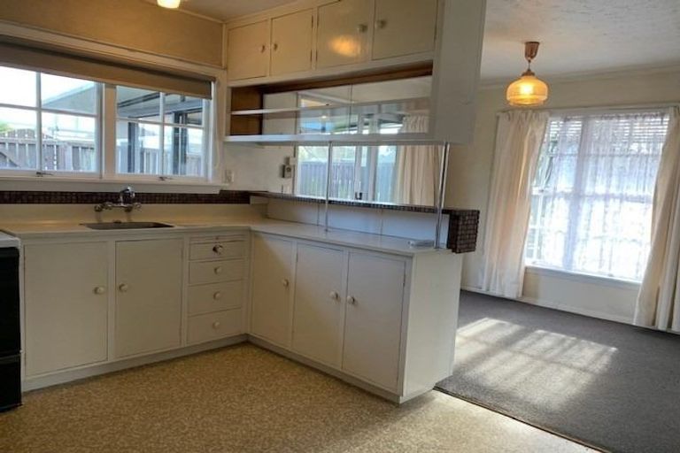 Photo of property in 1 Merrin Street, Avonhead, Christchurch, 8042