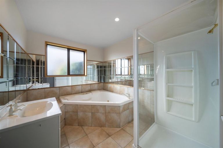 Photo of property in 46 Meadowstone Drive, Wanaka, 9305