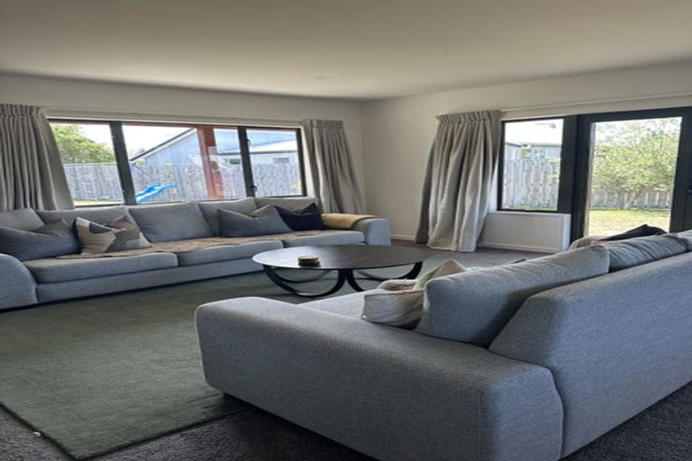 Photo of property in 24 Frye Crescent, Albert Town, Wanaka, 9305