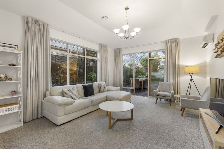 Photo of property in 42 Watford Street, Strowan, Christchurch, 8052