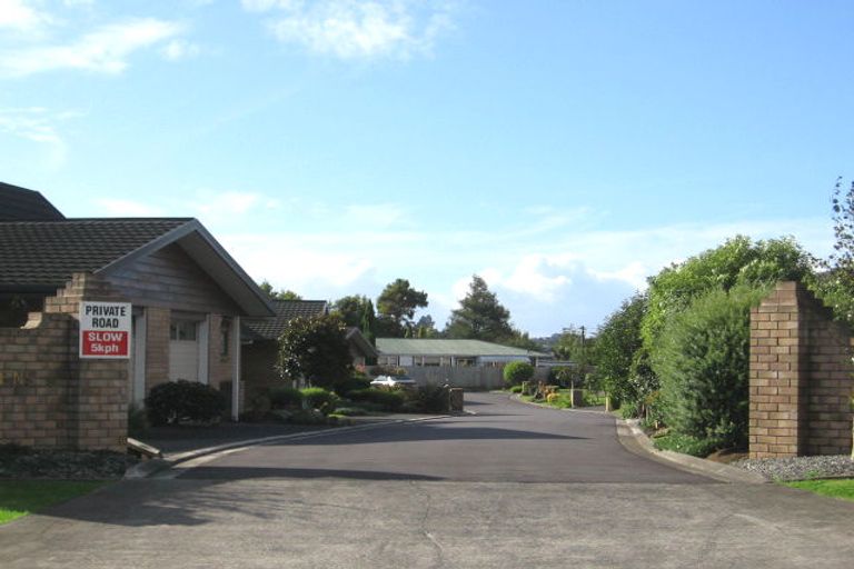 Photo of property in 7/56 Larnoch Road, Henderson, Auckland, 0610