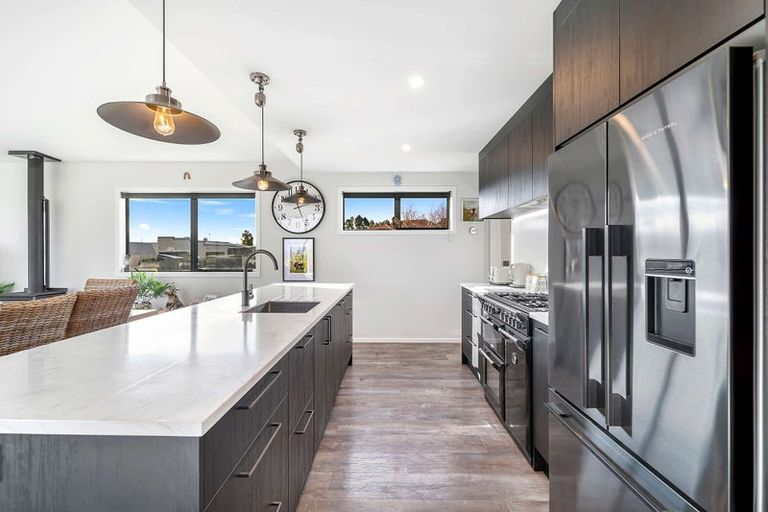 Photo of property in 38 Nore Street, Waihola, Milton, 9073