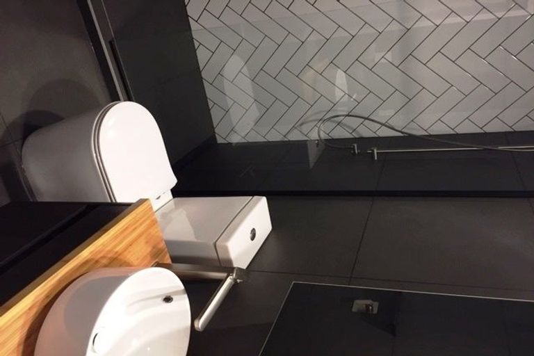 Photo of property in 2/163 Hobsonville Point Road, Hobsonville, Auckland, 0616