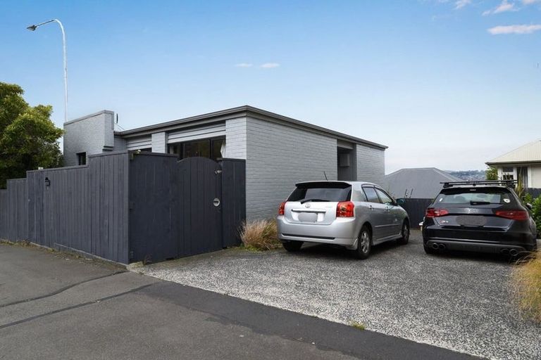 Photo of property in 41 Arthur Street, Dunedin Central, Dunedin, 9016
