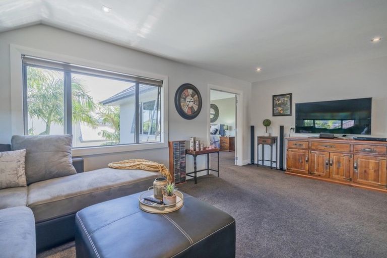Photo of property in 4 Little George Place, Whitianga, 3510