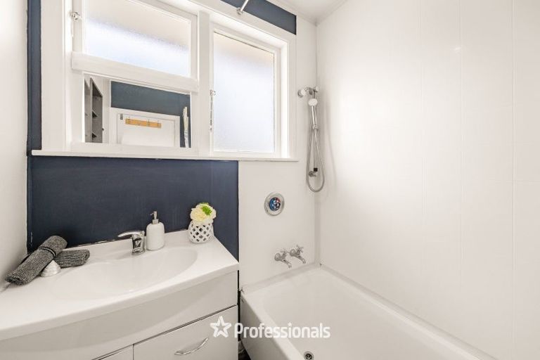 Photo of property in 1110 High Street, Taita, Lower Hutt, 5011