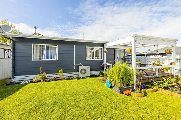 Photo of property in 3/34 Great South Road, Manurewa, Auckland, 2102