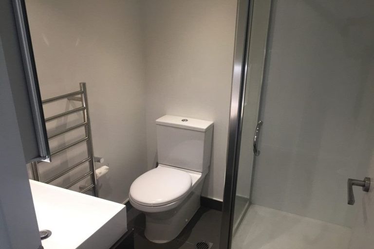 Photo of property in 17 Wakefield Road, Favona, Auckland, 2024