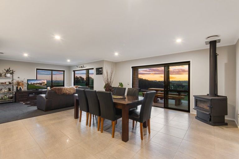 Photo of property in 268 Halcombe Road, Feilding, 4775