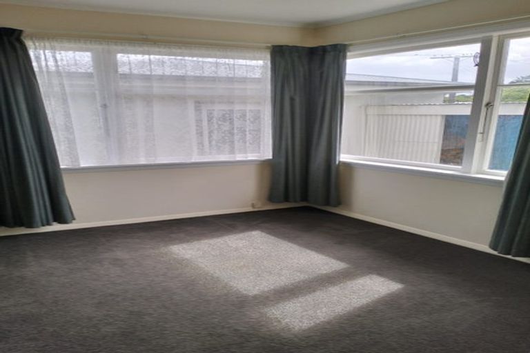 Photo of property in 12 Hurley Place, Awapuni, Palmerston North, 4412