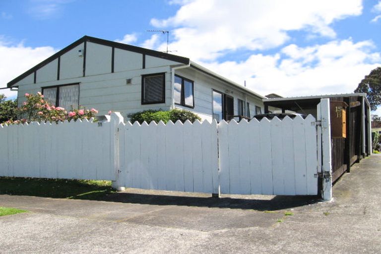 Photo of property in 2/15 Hill Road, Papatoetoe, Auckland, 2025