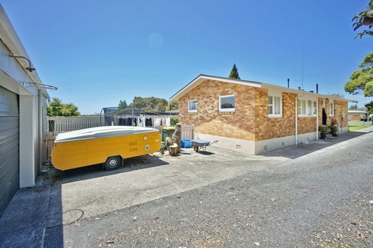 Photo of property in 1 Oroua Street, Te Puke, 3119