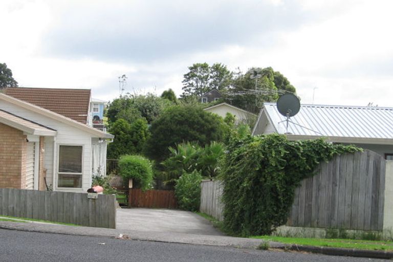 Photo of property in 118b Colwill Road, Massey, Auckland, 0614