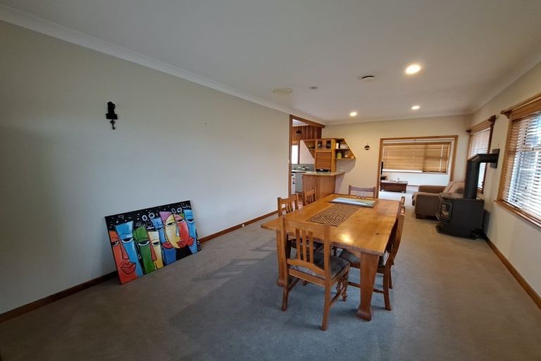 Photo of property in 13 Regent Street, Hawera, 4610