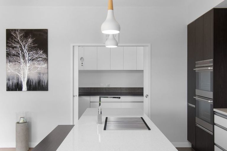 Photo of property in 33r Oceana Drive, Welcome Bay, Tauranga, 3175