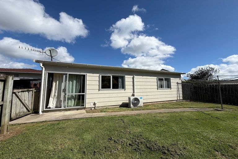 Photo of property in 16 Antalya Place, Manurewa, Auckland, 2102