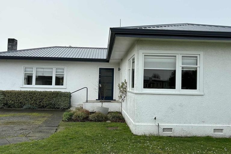 Photo of property in 18 Windsor Street, Terrace End, Palmerston North, 4410