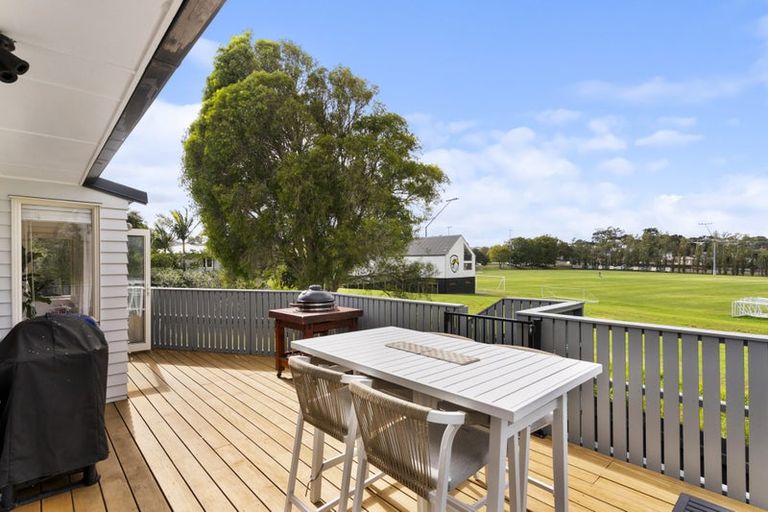 Photo of property in 1/16 Lyttelton Avenue, Forrest Hill, Auckland, 0620